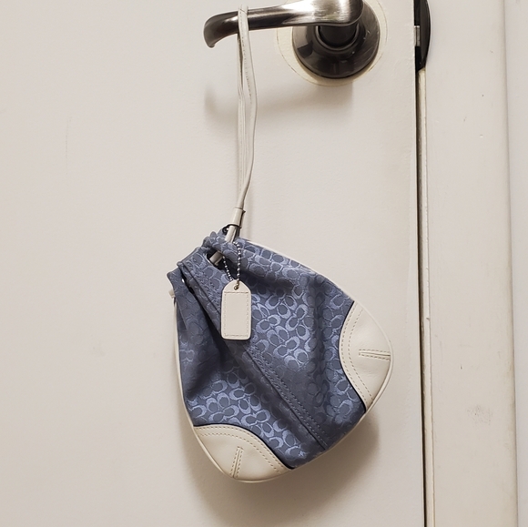 Vintage Coach Blue C Print and White Leather Trim Drawstring Wristlet - Picture 3 of 10